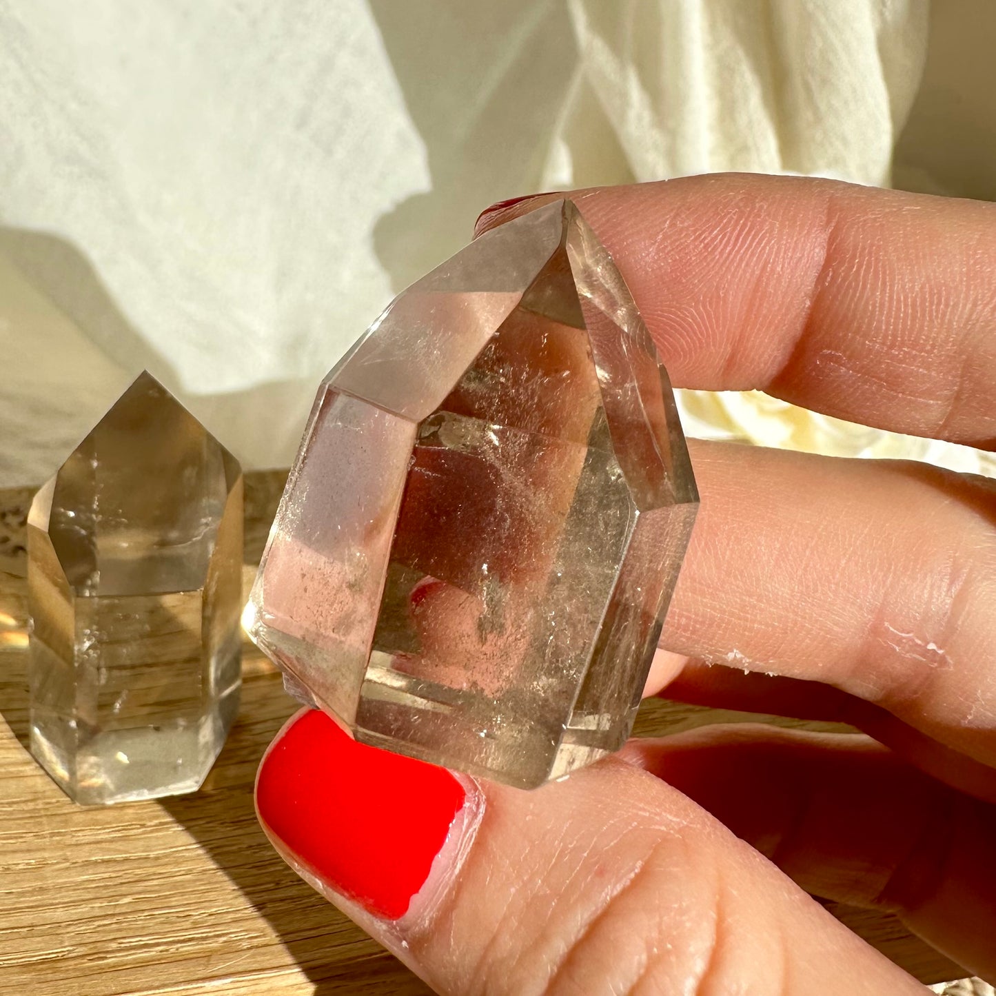 Heller natürlicher Citrin Turm