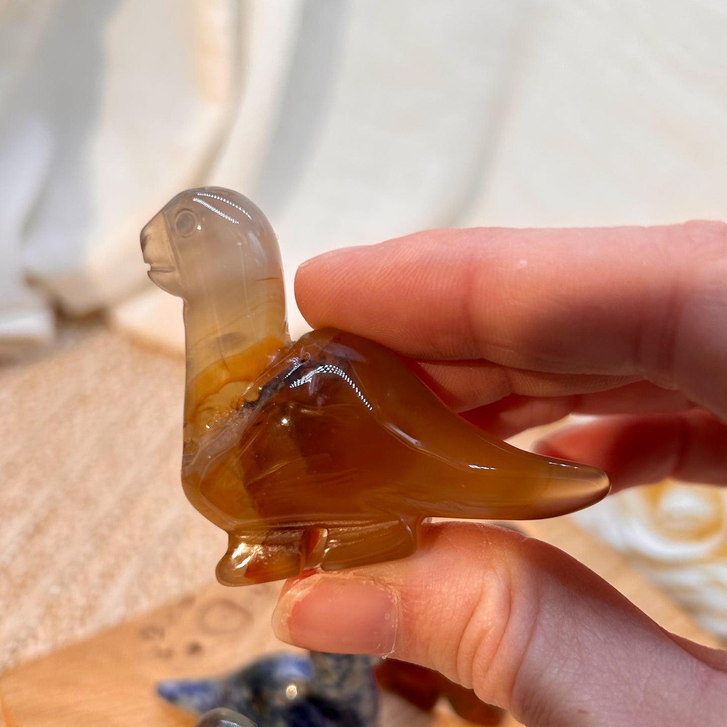 Dinosaurier Schnitzerei