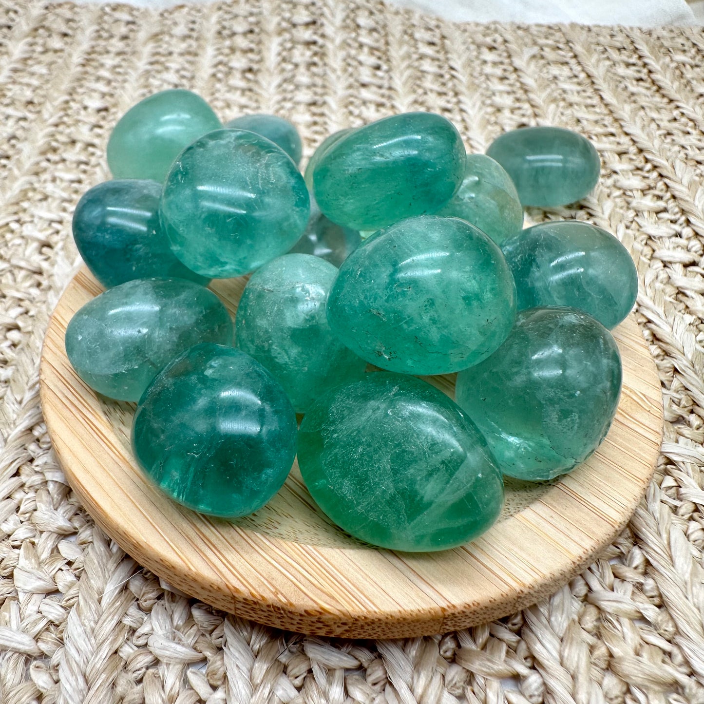 Grüner Fluorit Trommelstein