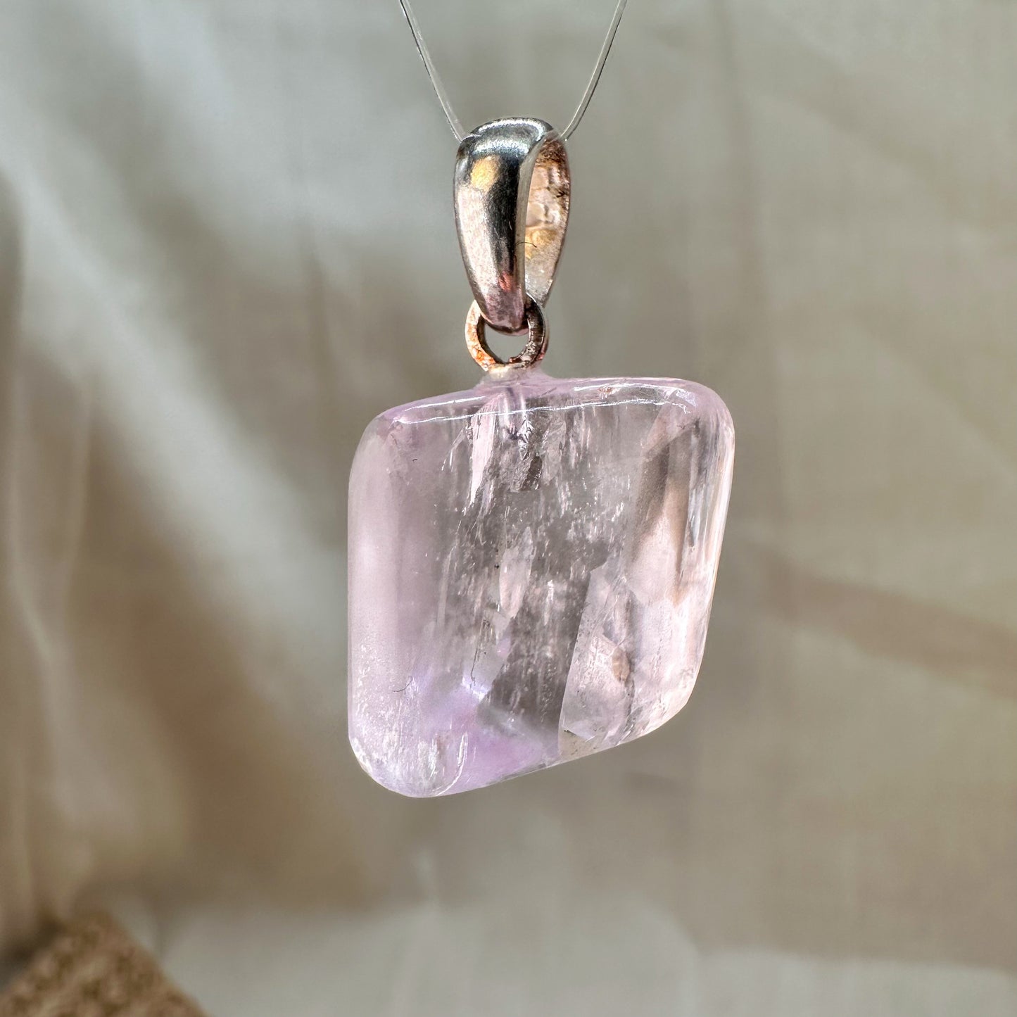 Kunzit Kettenanhänger, 925er Silber