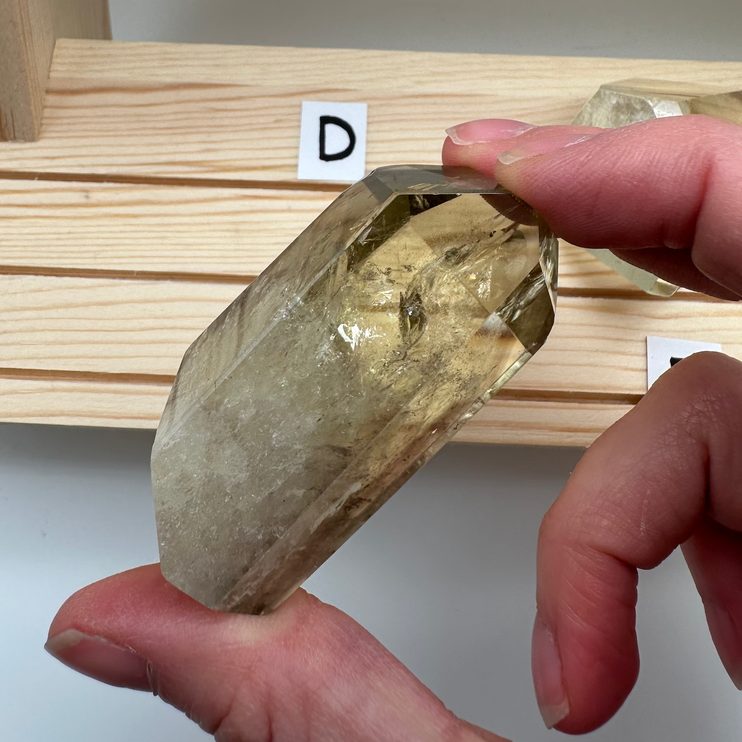 Citrin Freiformen thermisch behandelt - Crystales