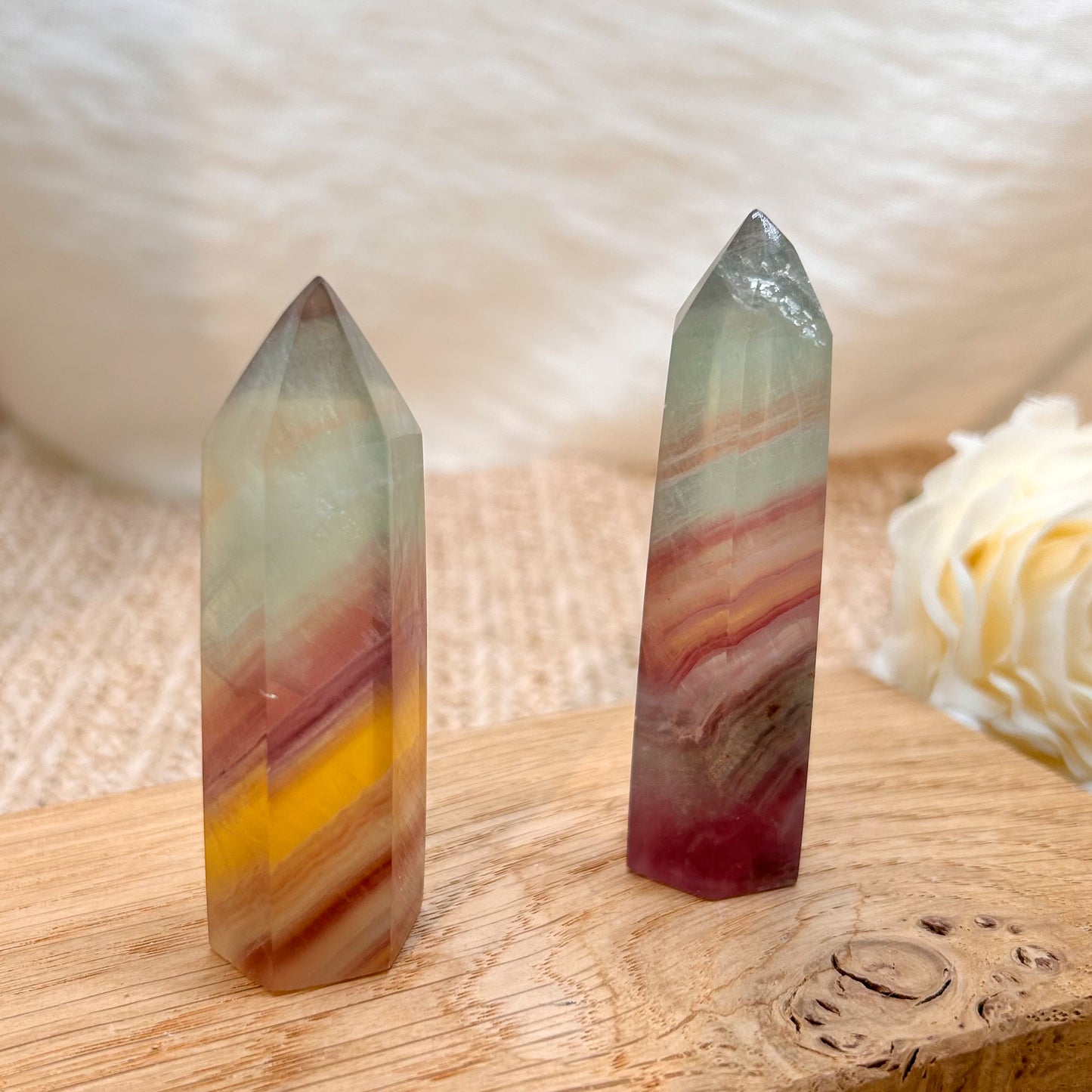 Regenbogen Fluorit Turm mit Musterung