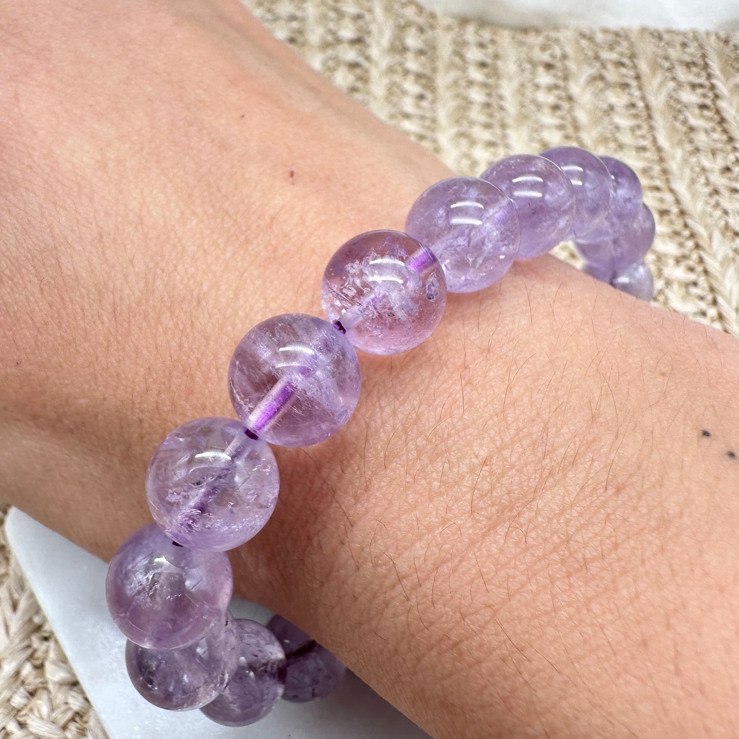 Helles Amethyst Armband 10 mm