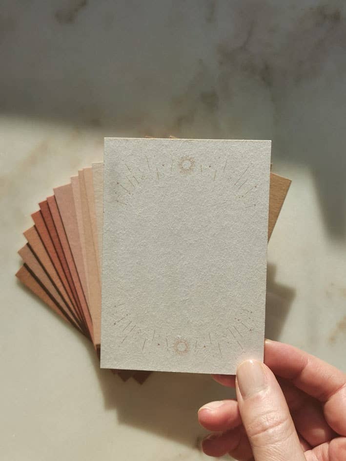 COSMIC AFFIRMATIONS - Kartenset mit 17 Karten - Orakel