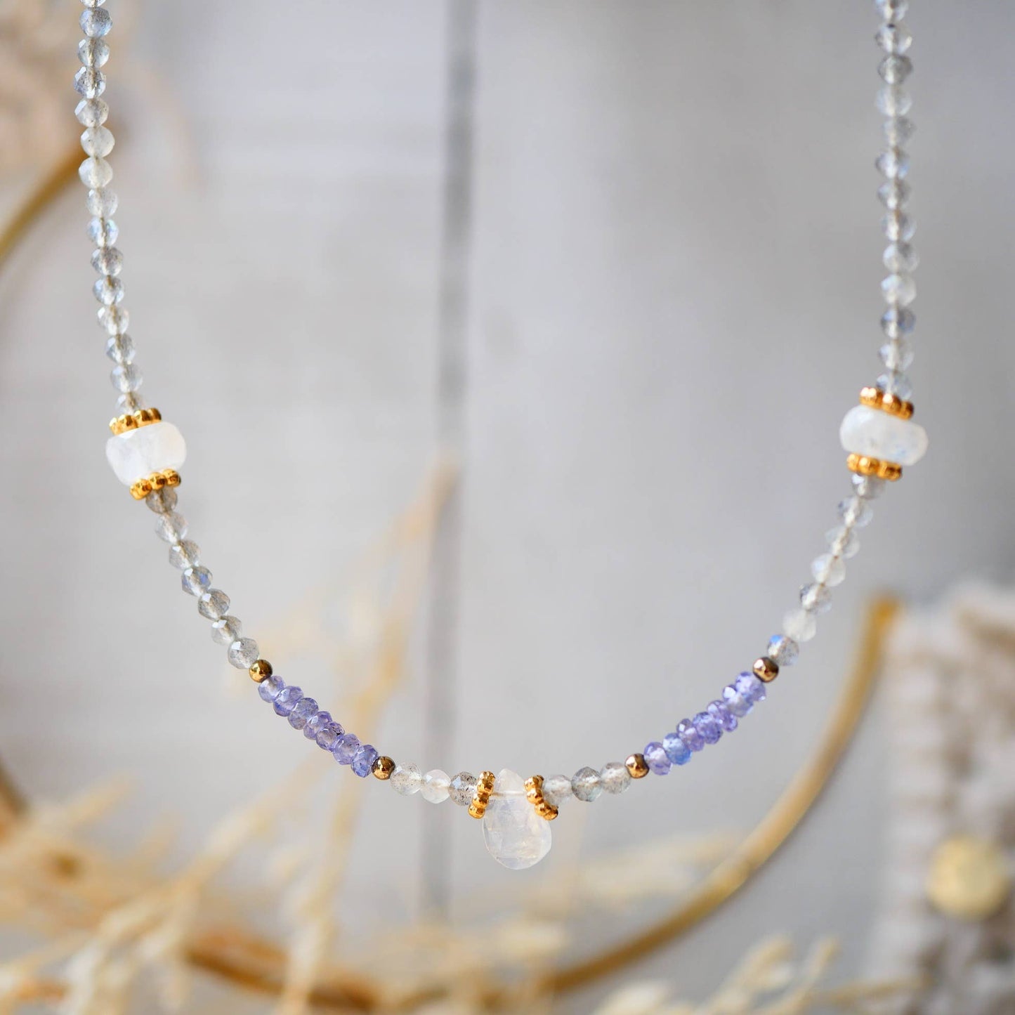 Labradorit, Mondstein, Tansanit Halskette