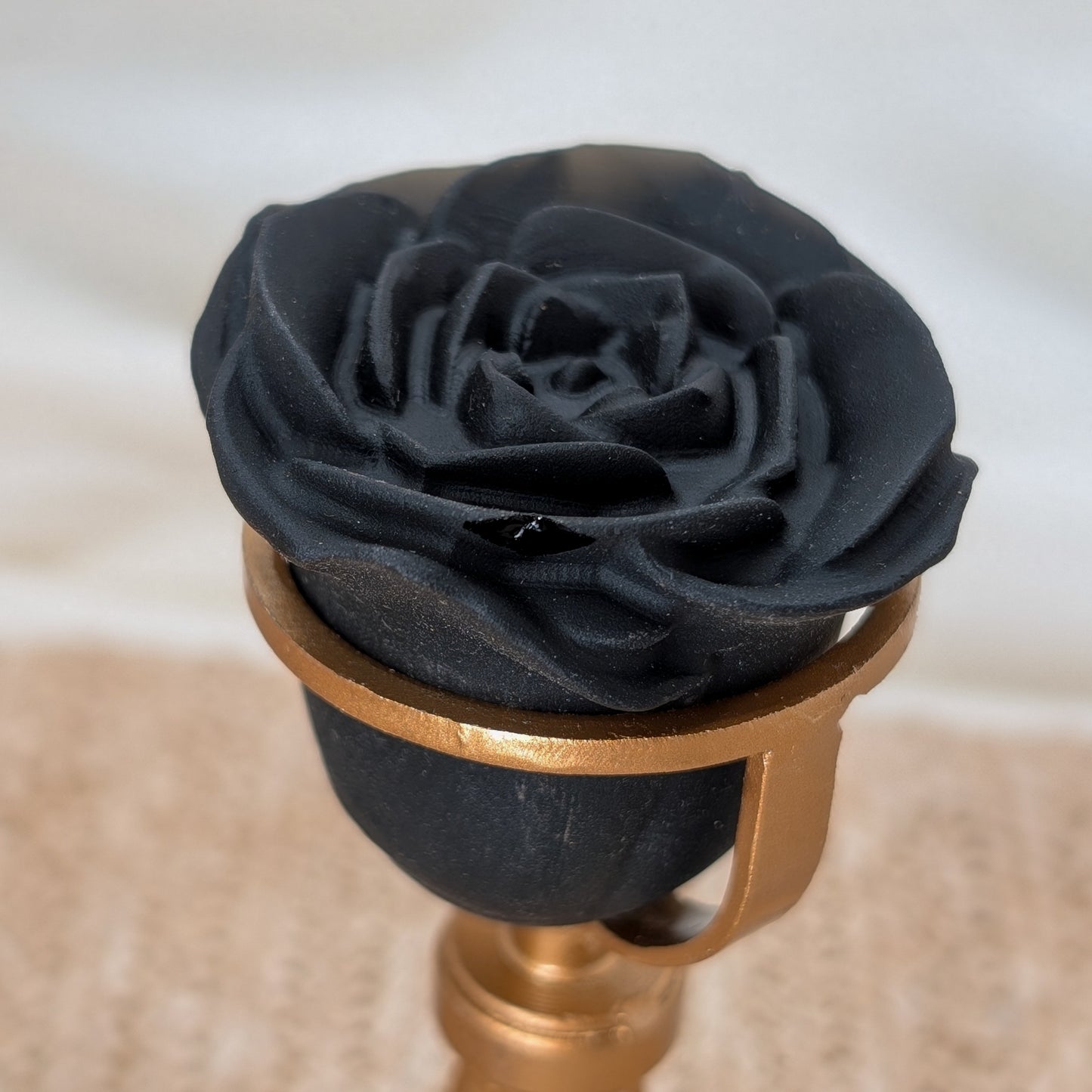 Obsidian Rose auf Ständer (B-Ware)