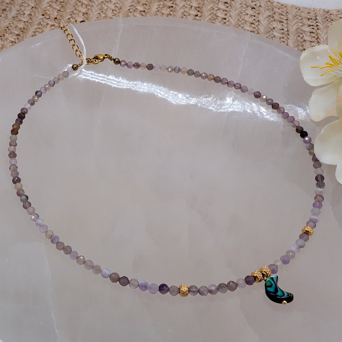 Amethyst + Abalone Mond Halskette
