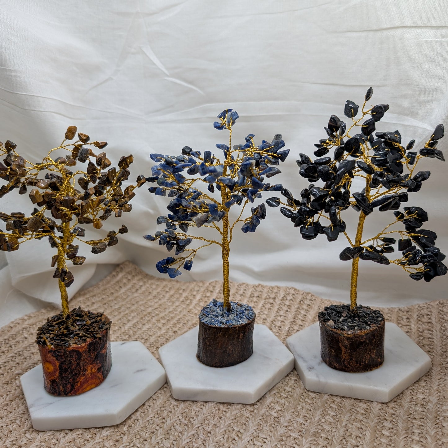 Edelsteinbaum mittel (Tigerauge, Sodalith, Achat)