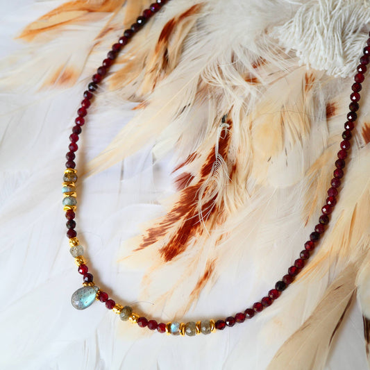 Granat und Labradorit Halskette