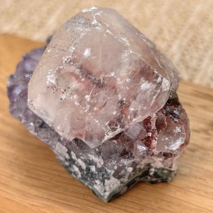 Amethyst Cluster / Rohstein mit Calcit [AB]