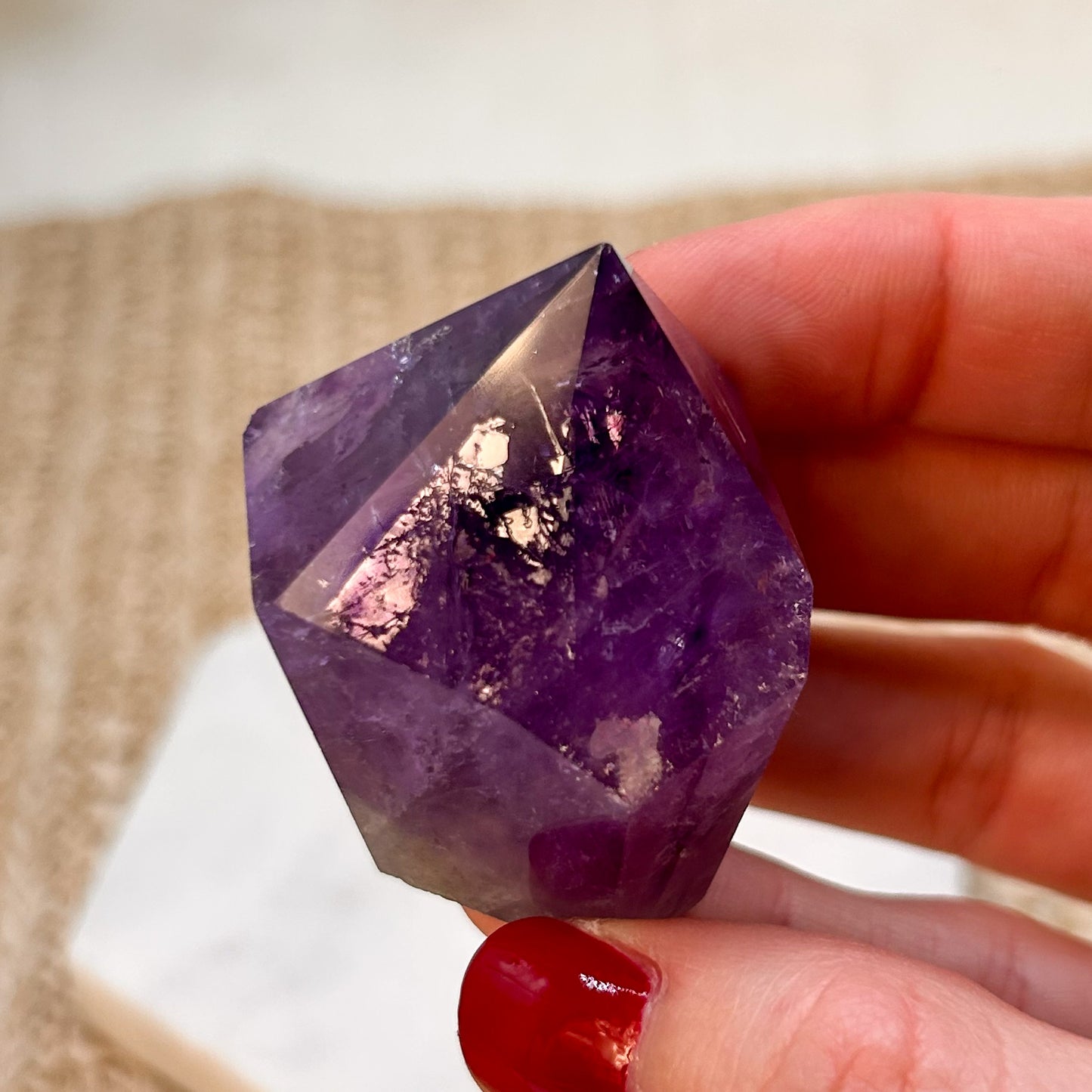 Dunkle Amethyst Spitze [RA]