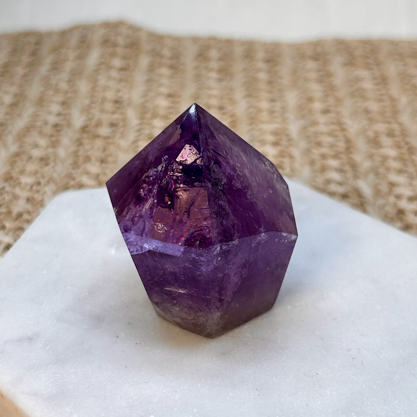 Dunkle Amethyst Spitze [RA]