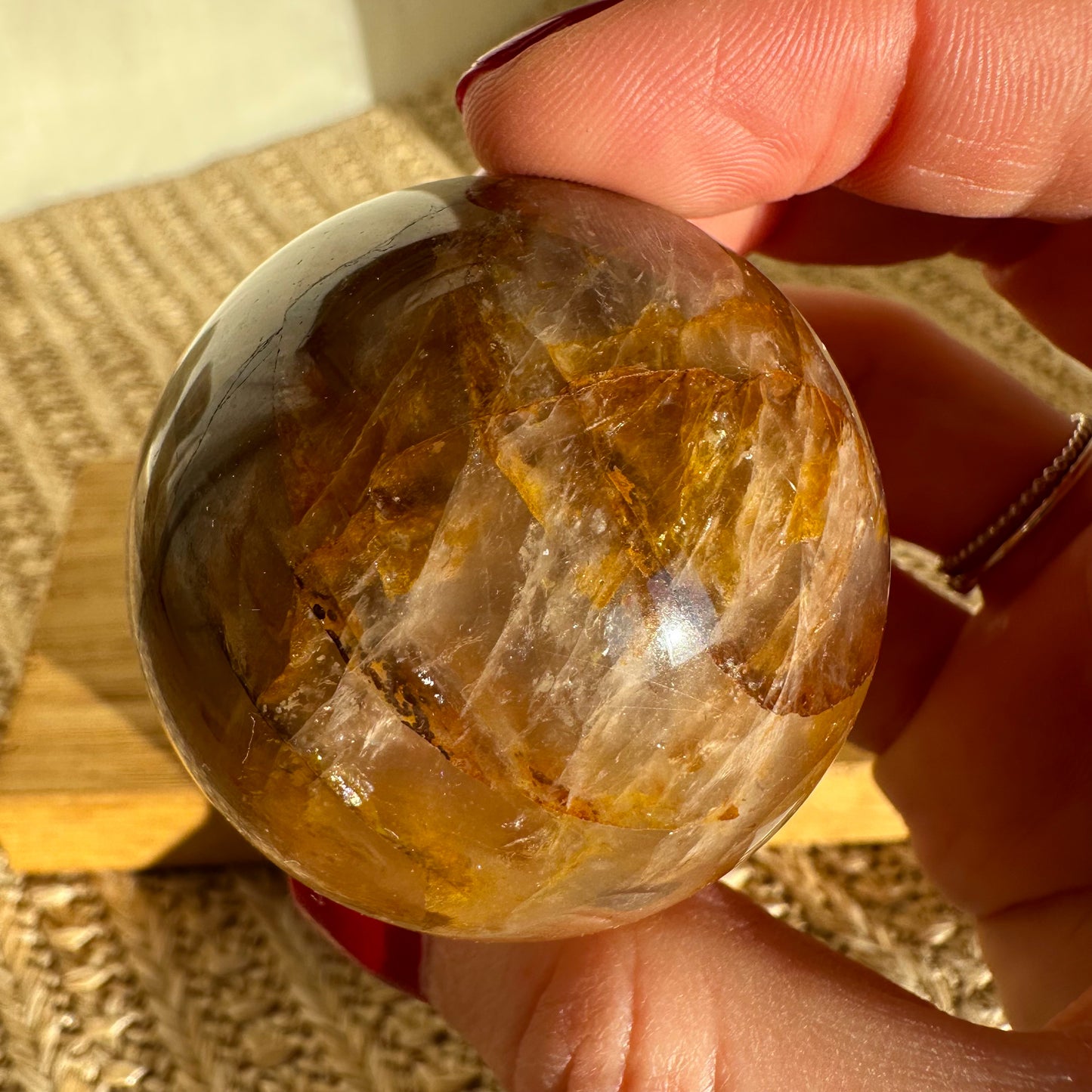 Stern Feuerquarz Golden Healer Kugel [ZT]