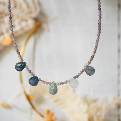 Halskette mit Iolith und Aquamarin
