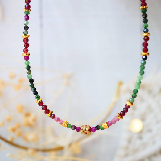 Halskette mit Granat, Rubin-Zoisit und pinkem Turmalin