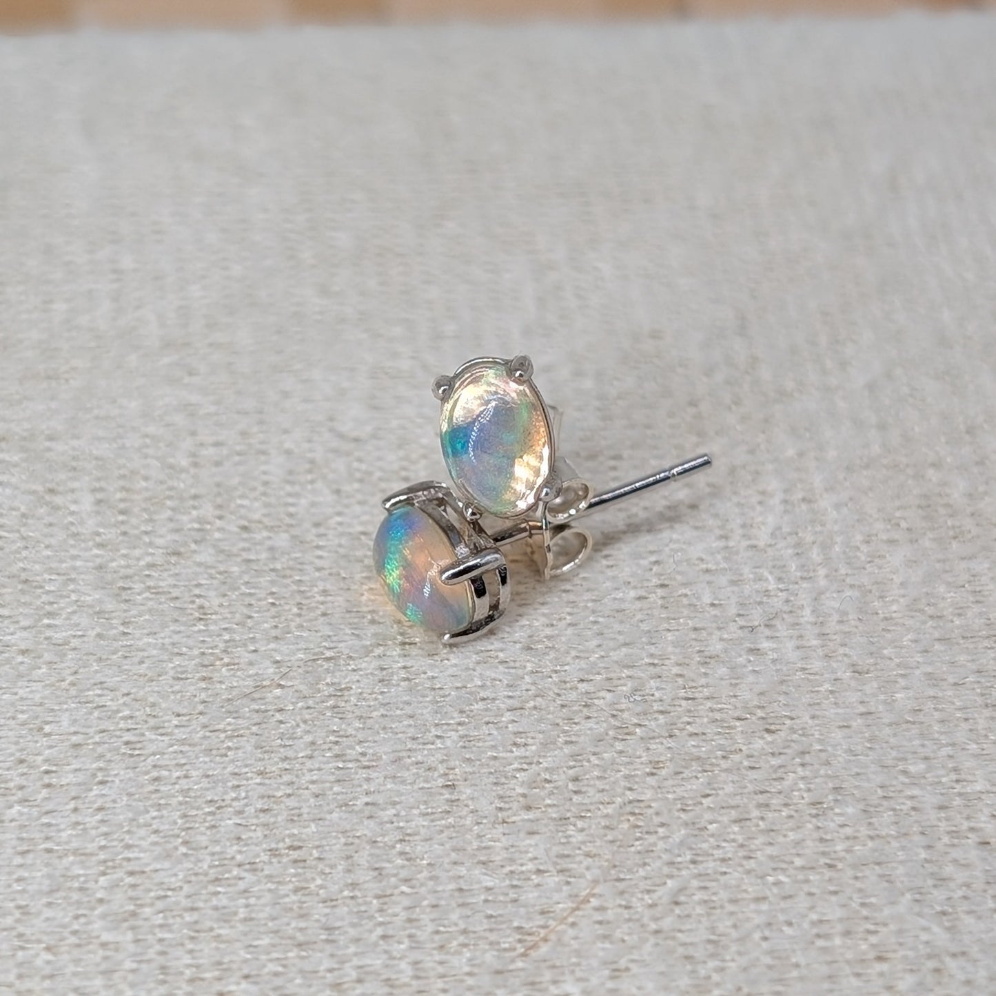 Opal Ohrstecker [D]
