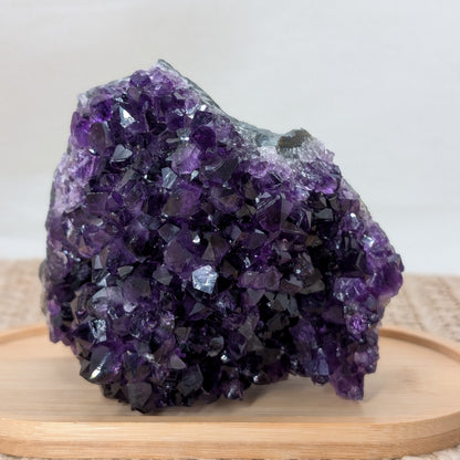 Dunkles Amethyst Cluster [JO]