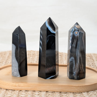 Schwarzer Achat Turm [A-C]