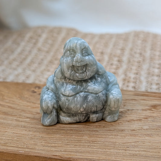 Sitzender Buddha aus Jade