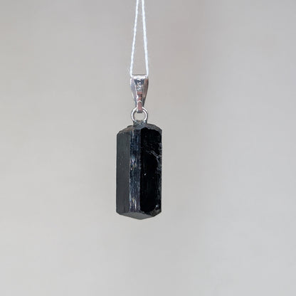 Schörl Kettenanhänger, 925er Silber [H]