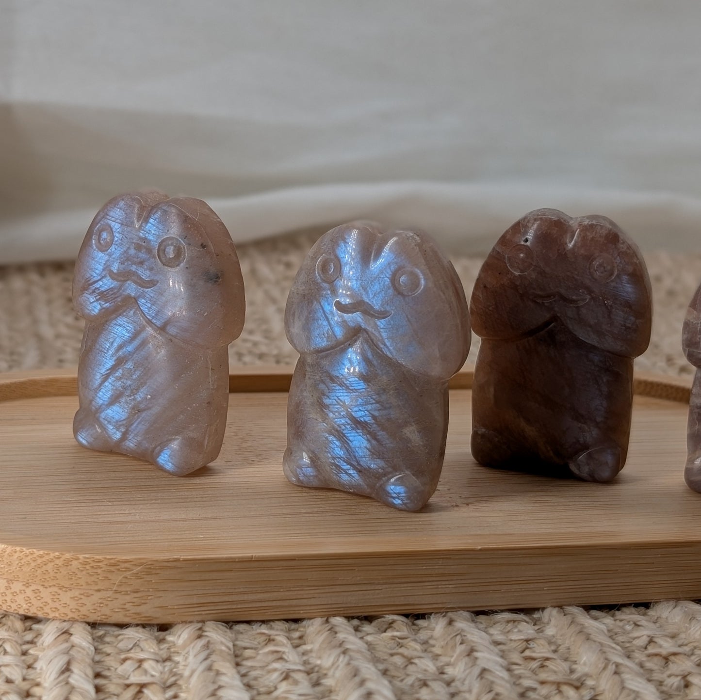 Flashy Mondstein Penis Schnitzerei