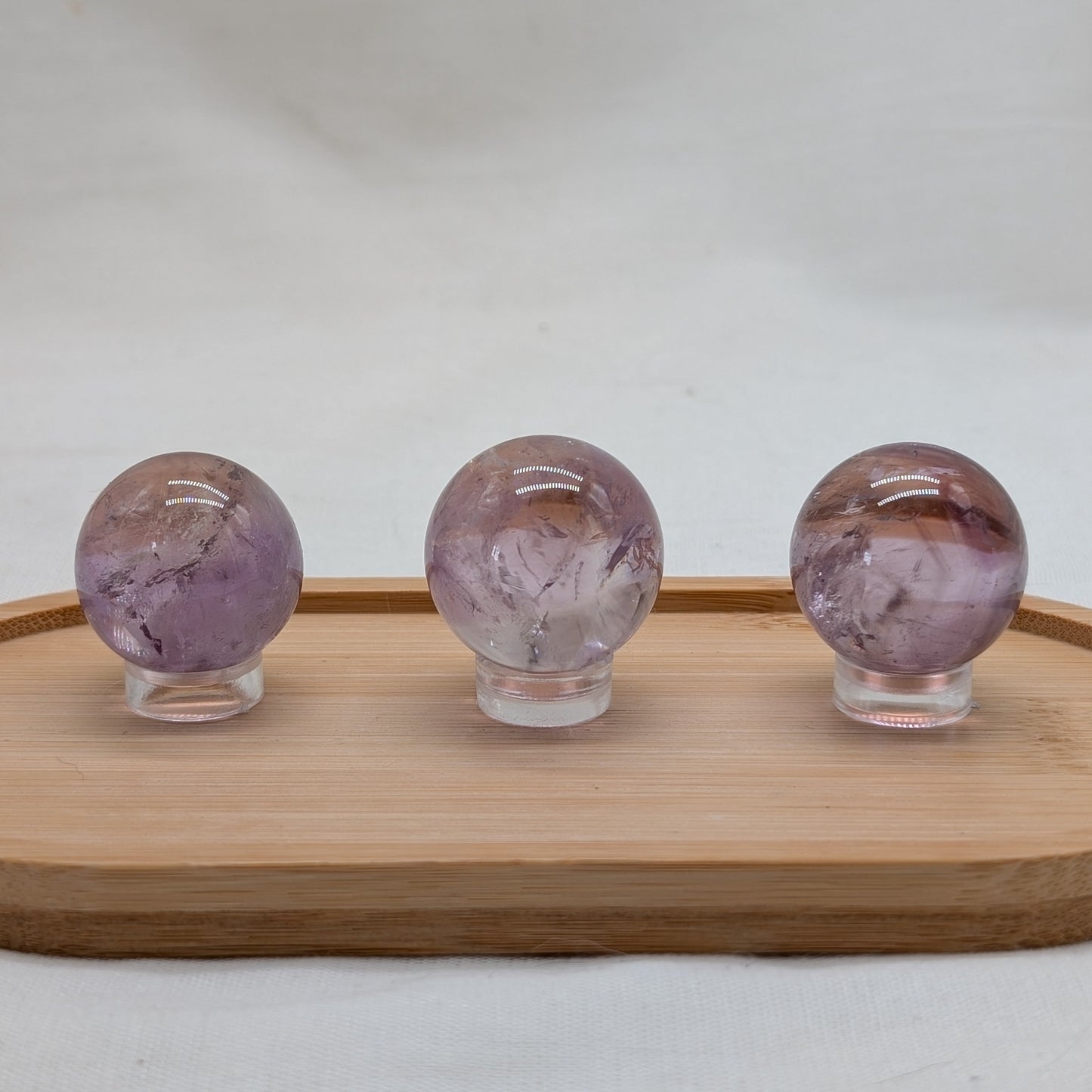 Heller Amethyst Kugel klein [A-C]