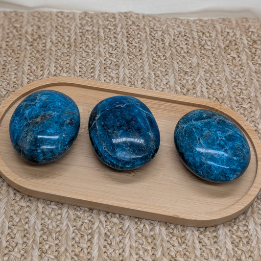 Apatit Handstein [A-C]