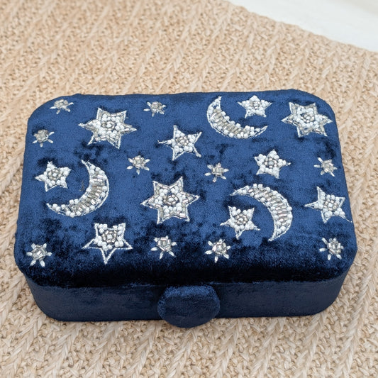 Samtkästchen Mond und Sterne