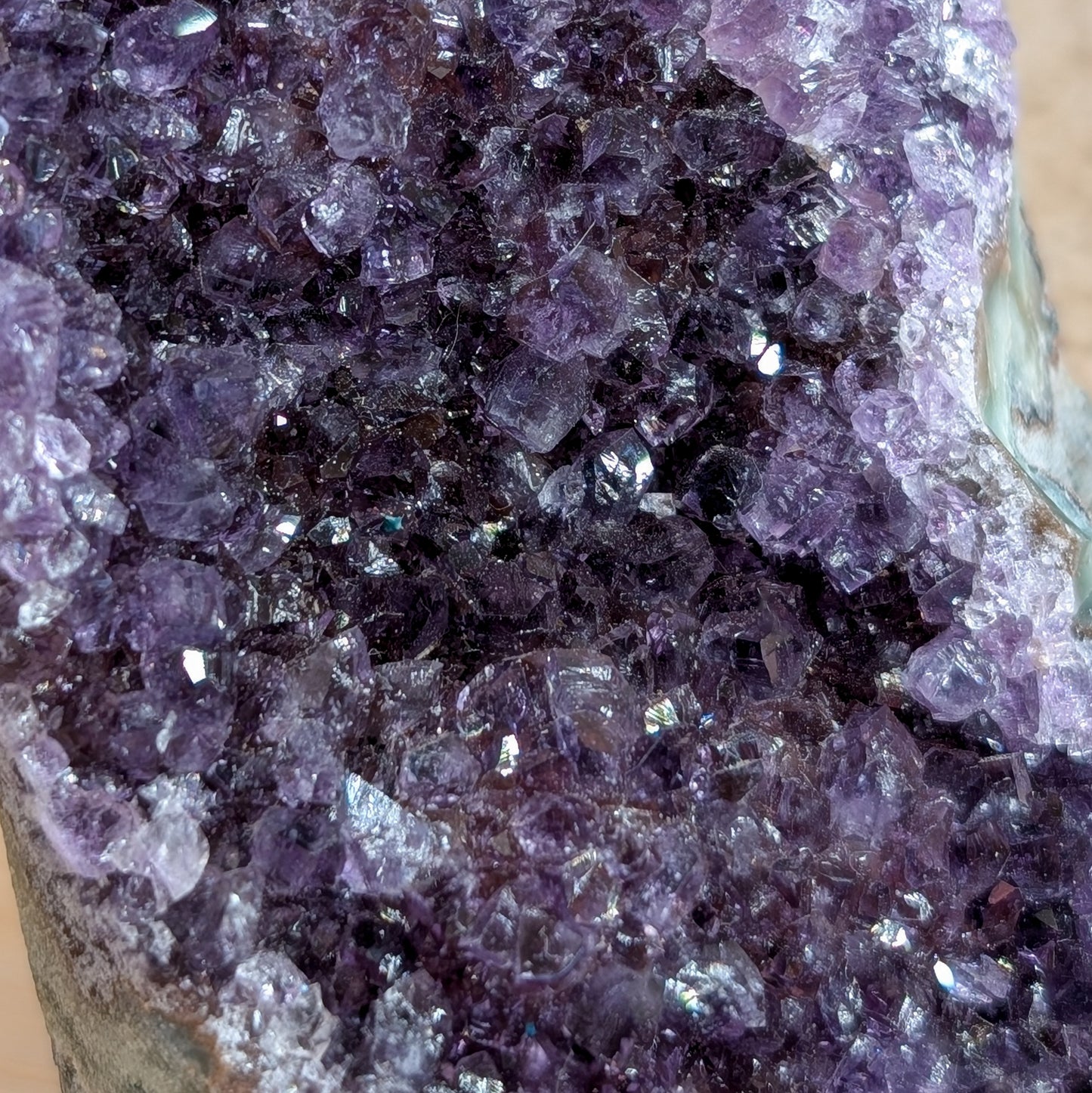 Amethyst Cluster / Cutbase [BA]