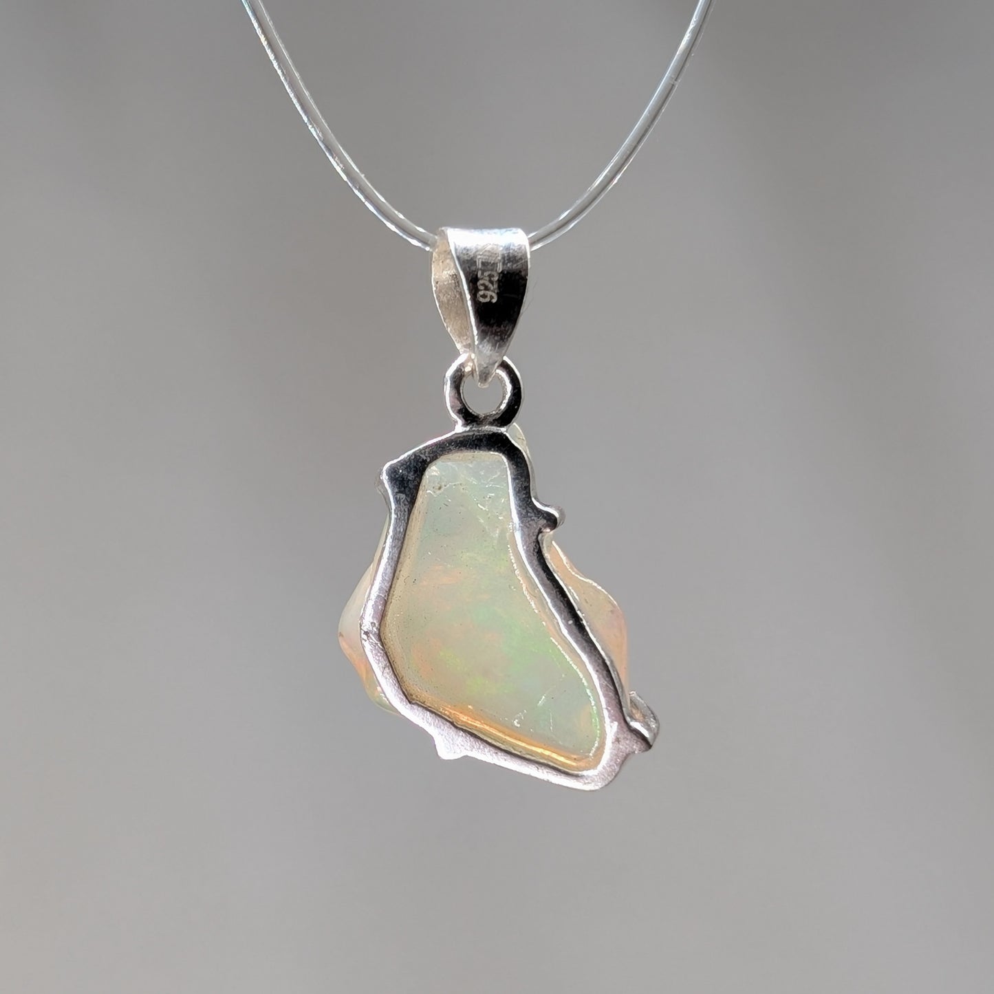 Opal Kettenanhänger, 925er Silber [C]