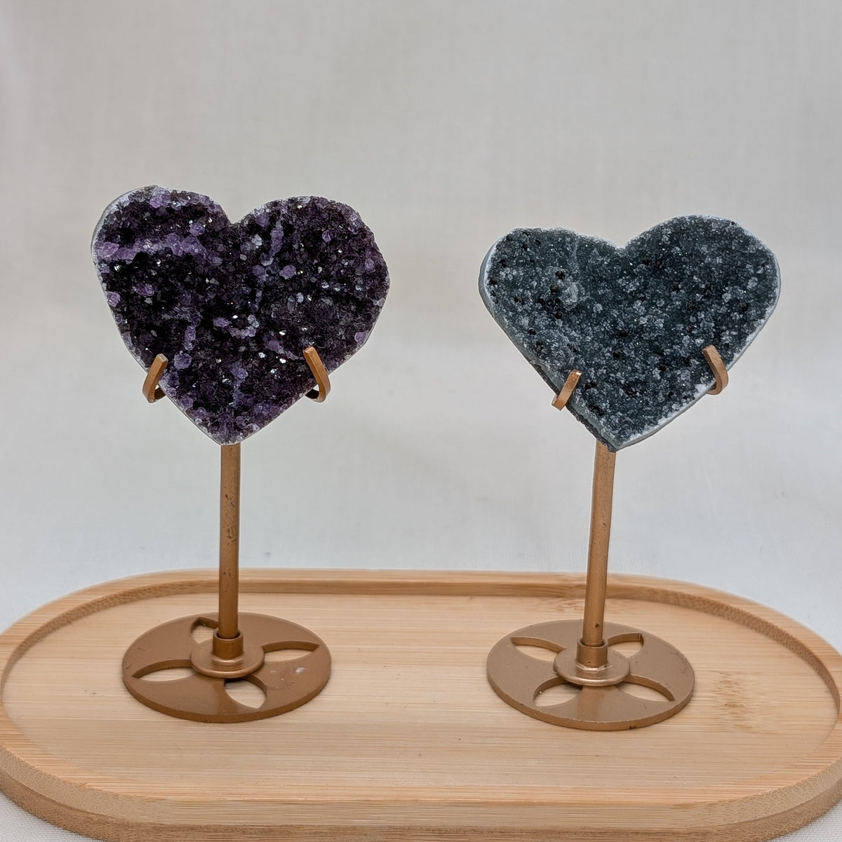 Kleines Amethyst Herz auf Ständer [A+B]