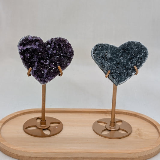 Kleines Amethyst Herz auf Ständer [A+B]