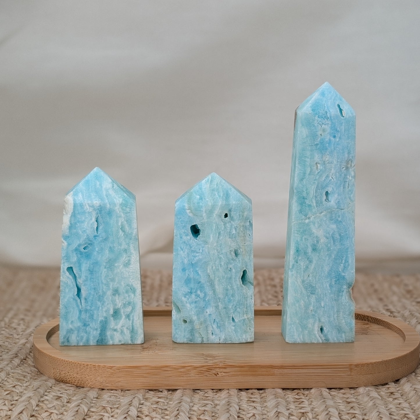 Blauer Aragonit Turm [VA-VC]