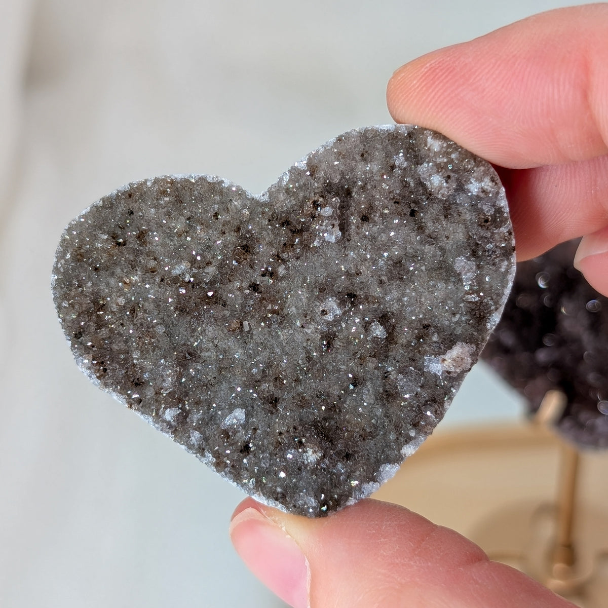 Kleines Amethyst Herz auf Ständer [C+D]