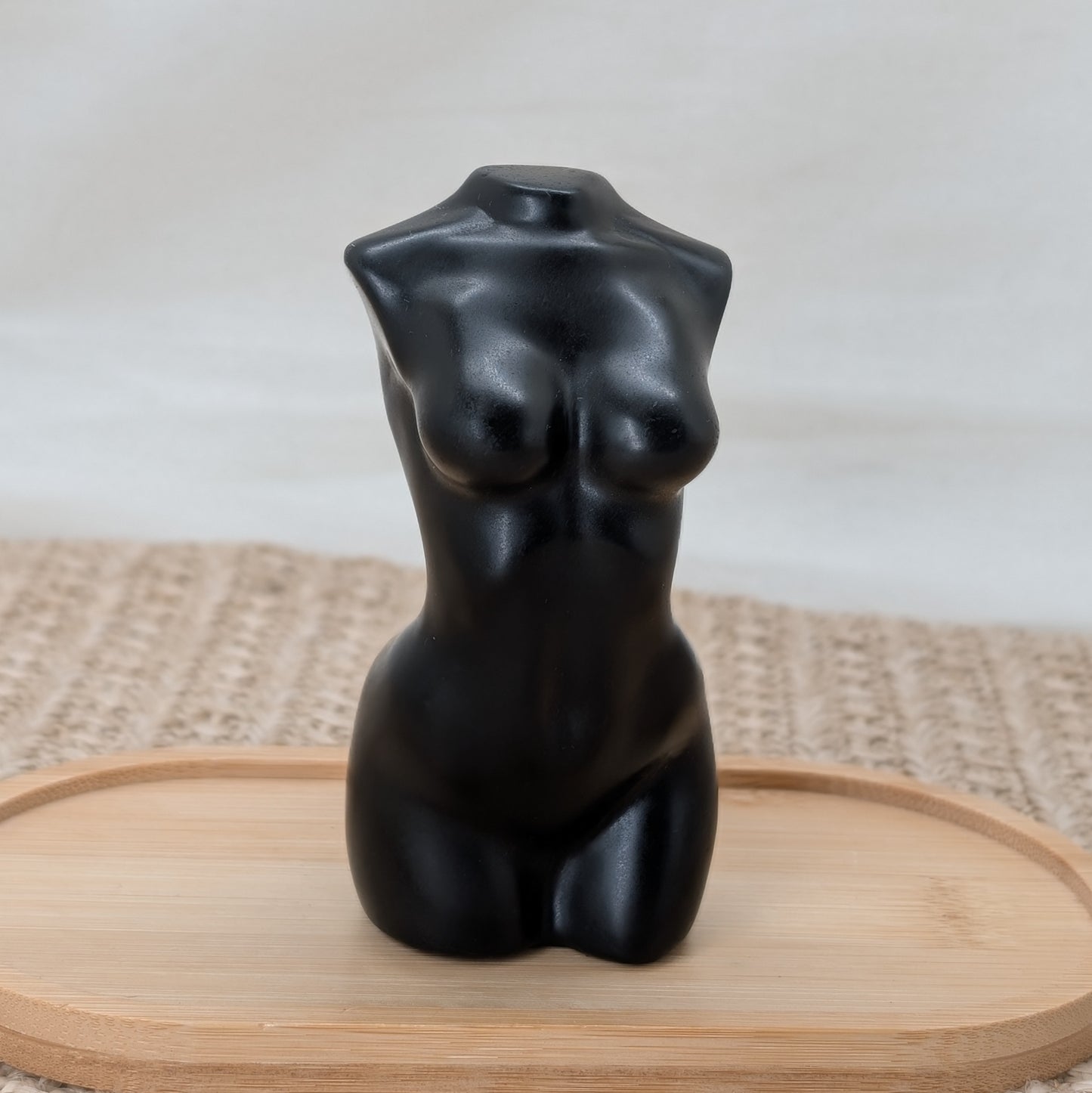 Obsidian Body Frau