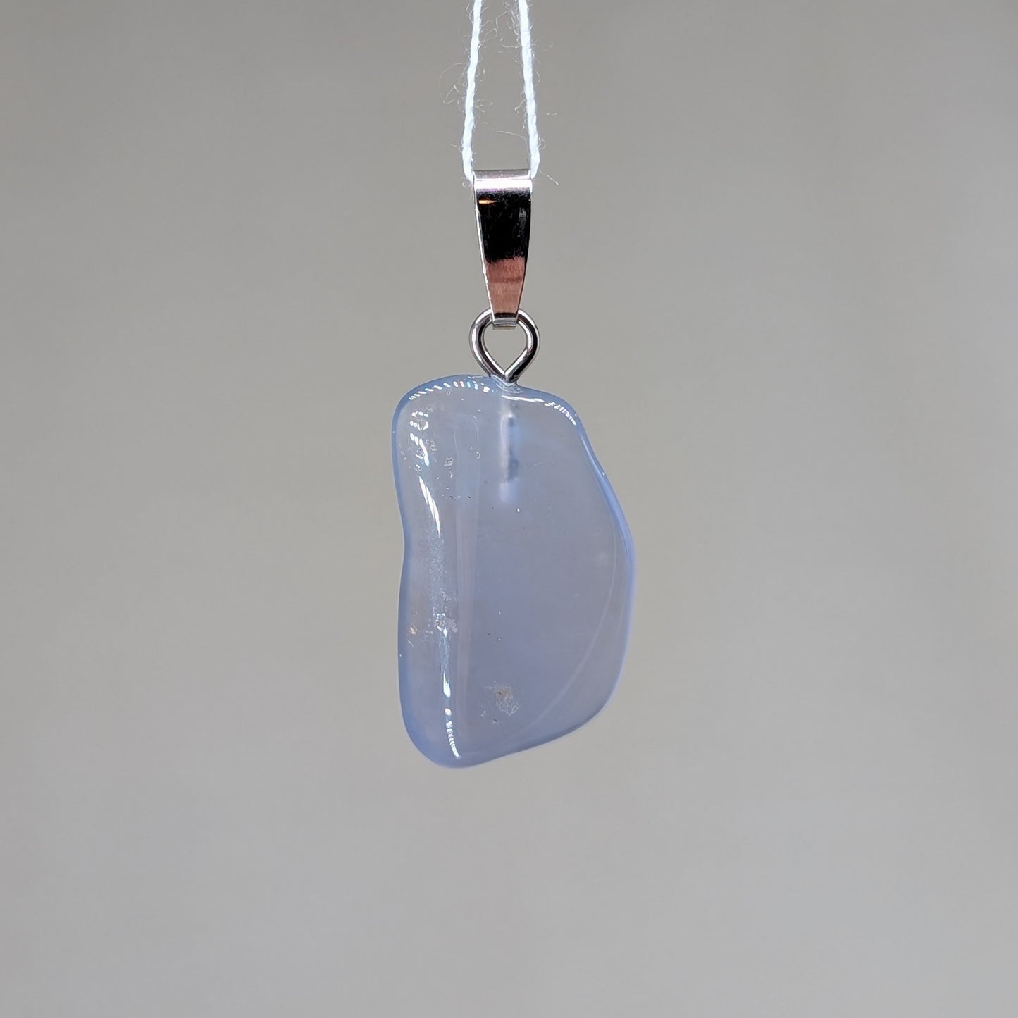 Blauer Chalcedon Kettenanhänger [C]