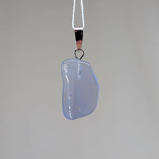 Blauer Chalcedon Kettenanhänger [C]