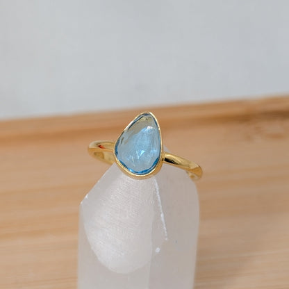 Blauer Topas Ring facettiert, vergoldet (Größe 54) [A]