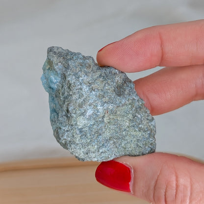 Larimar Anschliff / Rohstein [E]