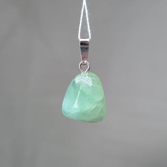 Grüner Calcit Kettenanhänger, 925er Silber [A]