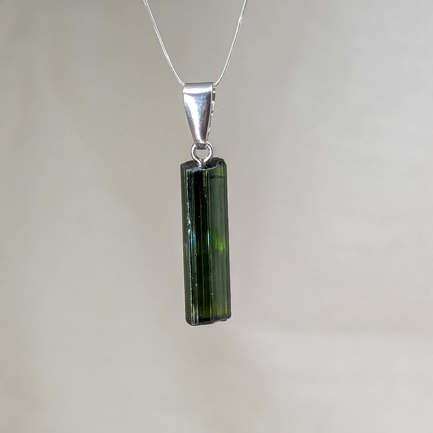 Grüner Turmalin  Kettenanhänger, silber [G]
