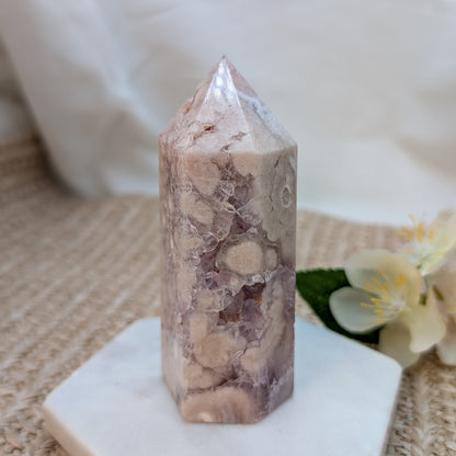 Druzy funkelnder Blumenachat Turm [B2]