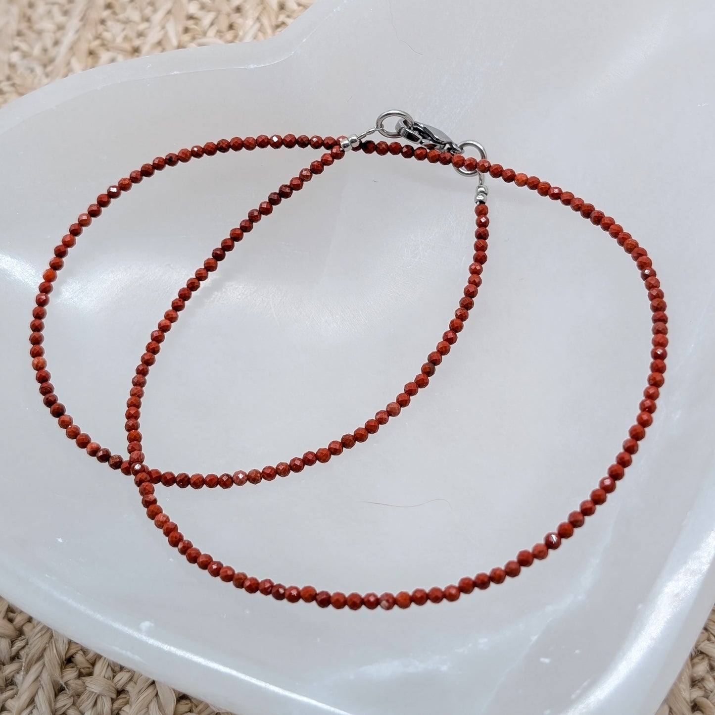 Roter Jaspis Halskette facettiert