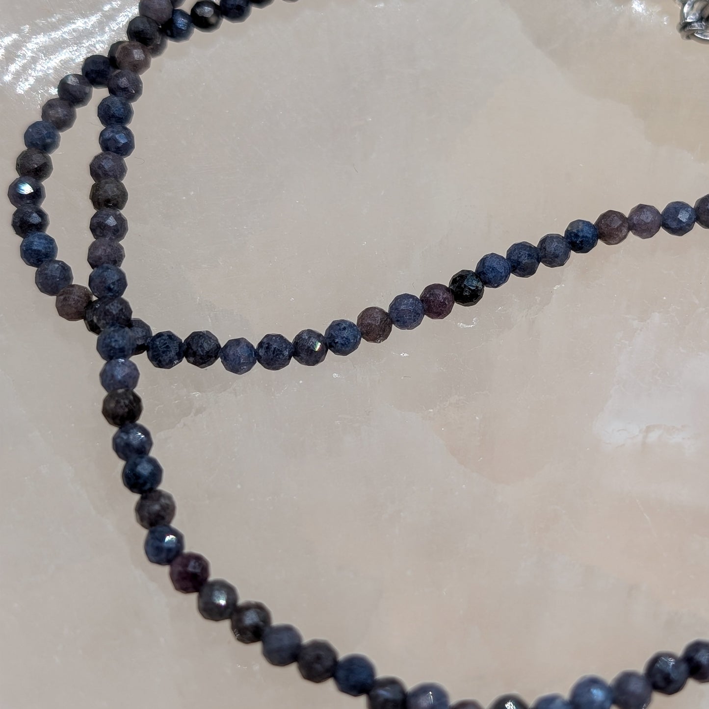 Saphir Halskette facettiert