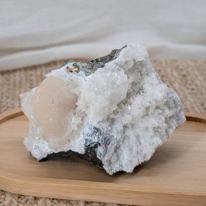 Calcit und Apophyllit Cluster [Q]