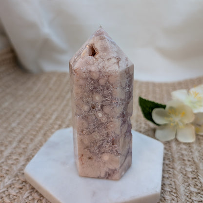 Druzy funkelnder Blumenachat Turm [B2]