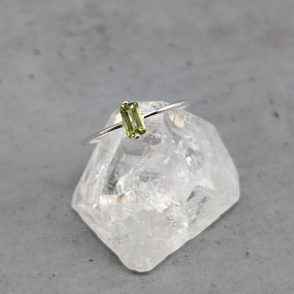 Peridot Baguette Ring, 925er Silber