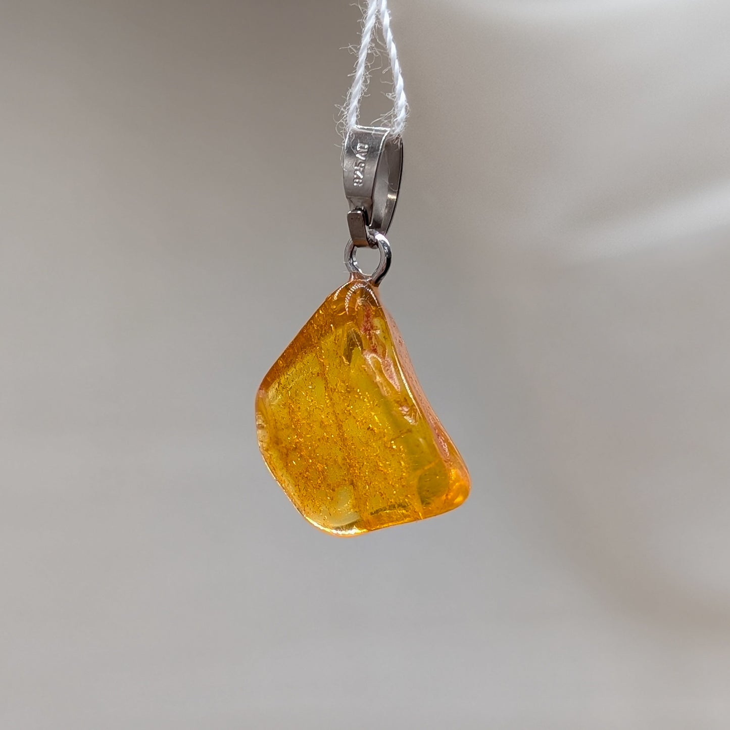 Bernstein Kettenanhänger, 925er Silber [C]