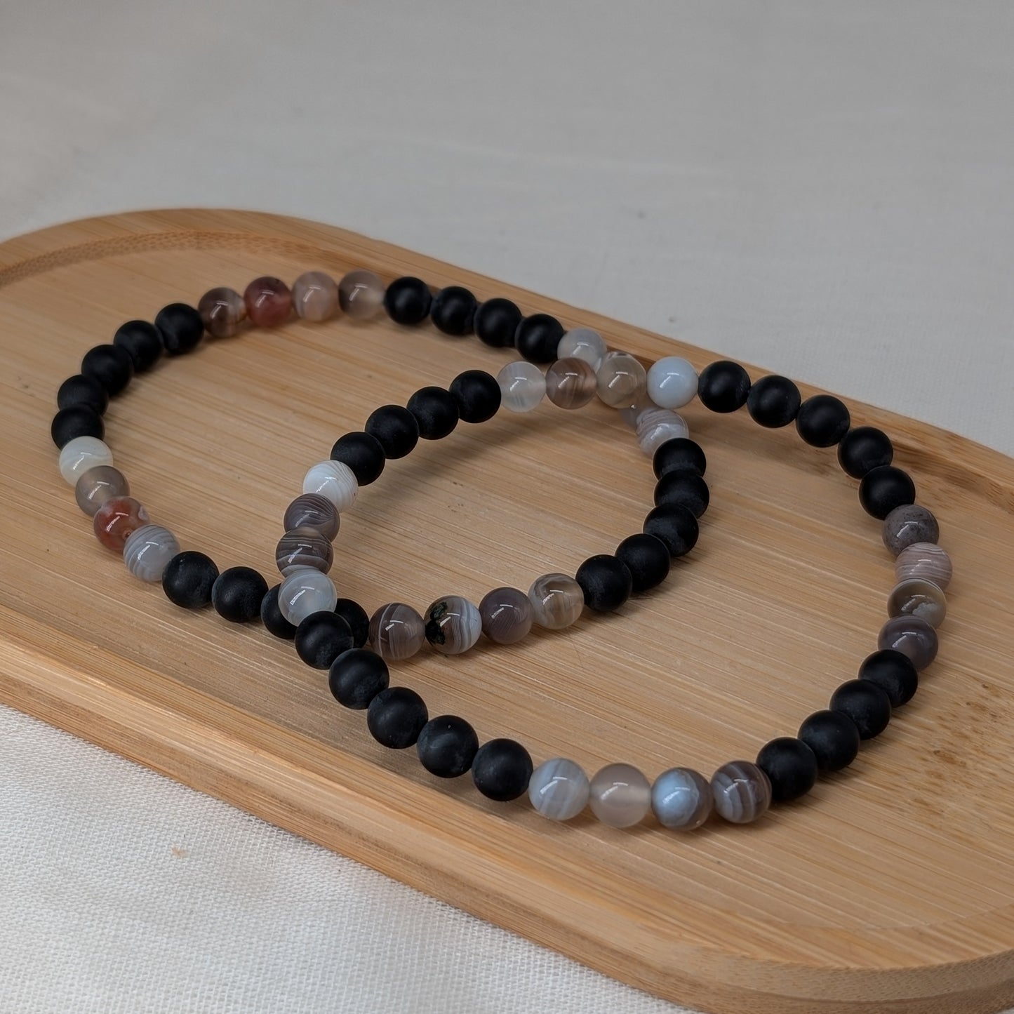 XL Onyx, Botswanaachat Armband matt 6 mm