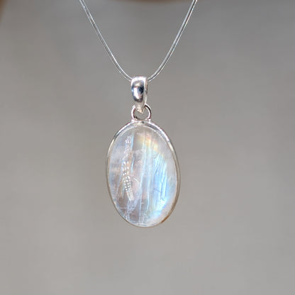 Regenbogen Mondstein Kettenanhänger, 925er Silber [M]